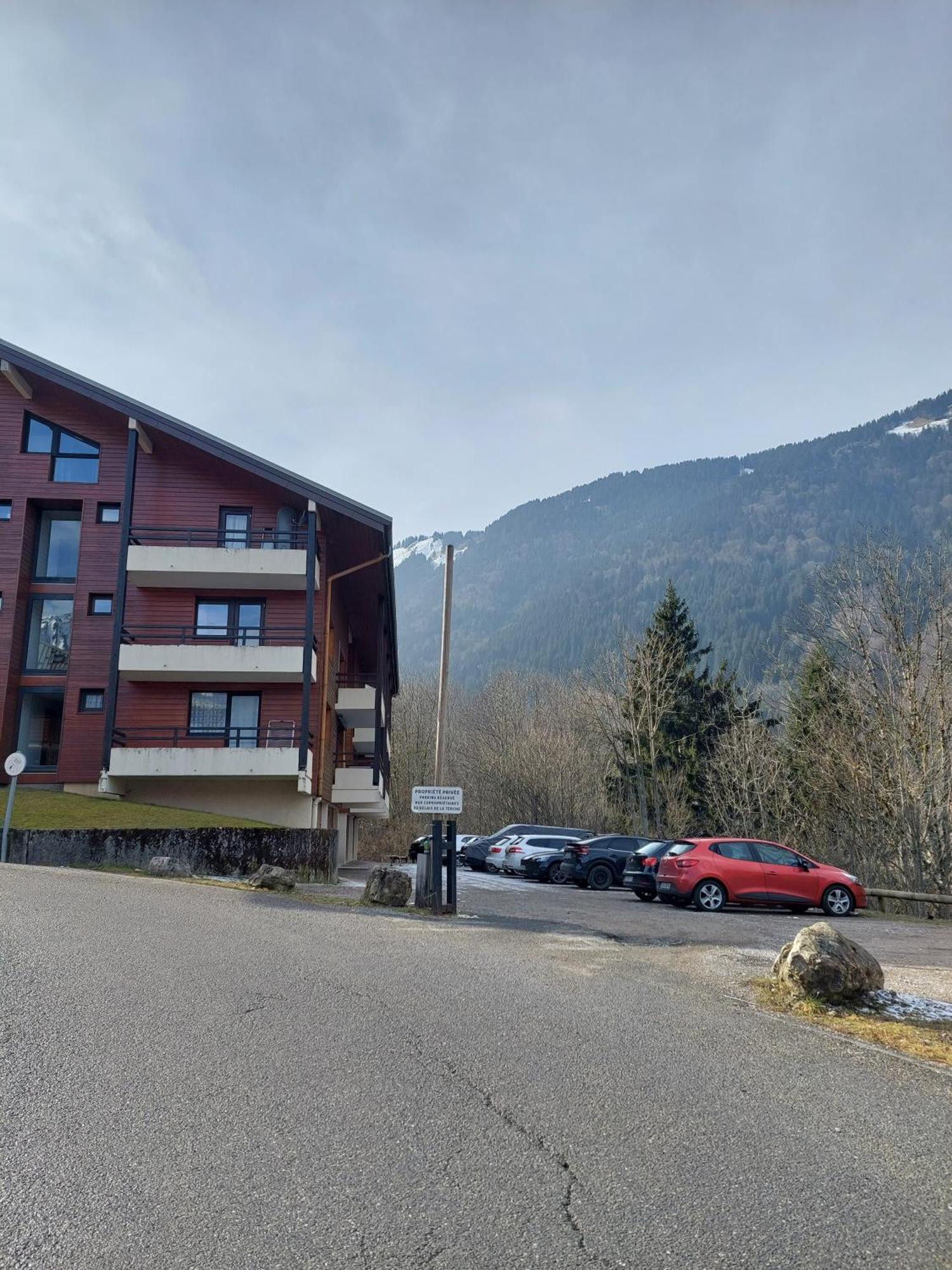 Appartement Calme Et Apaisant Saint-Jean-dʼAulps Exteriör bild